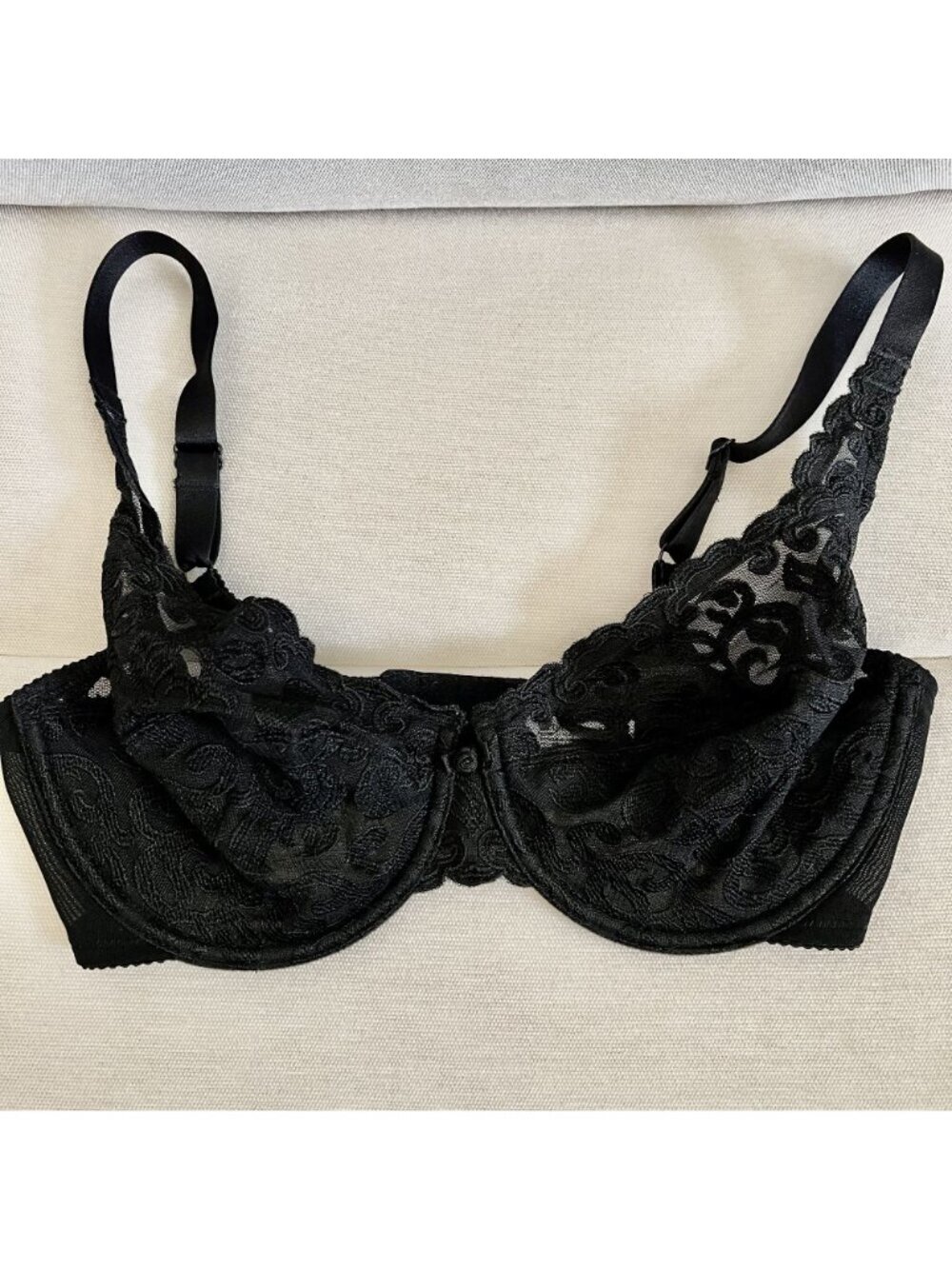 Wacoal 34DD Arabesque Lace Underwire Bra Black Sheer Cup EUC - Picture 3 of 5